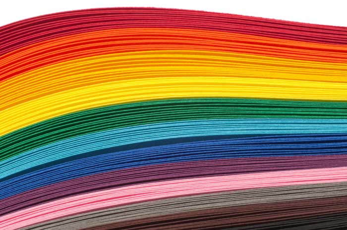 Mass-colored cardboard